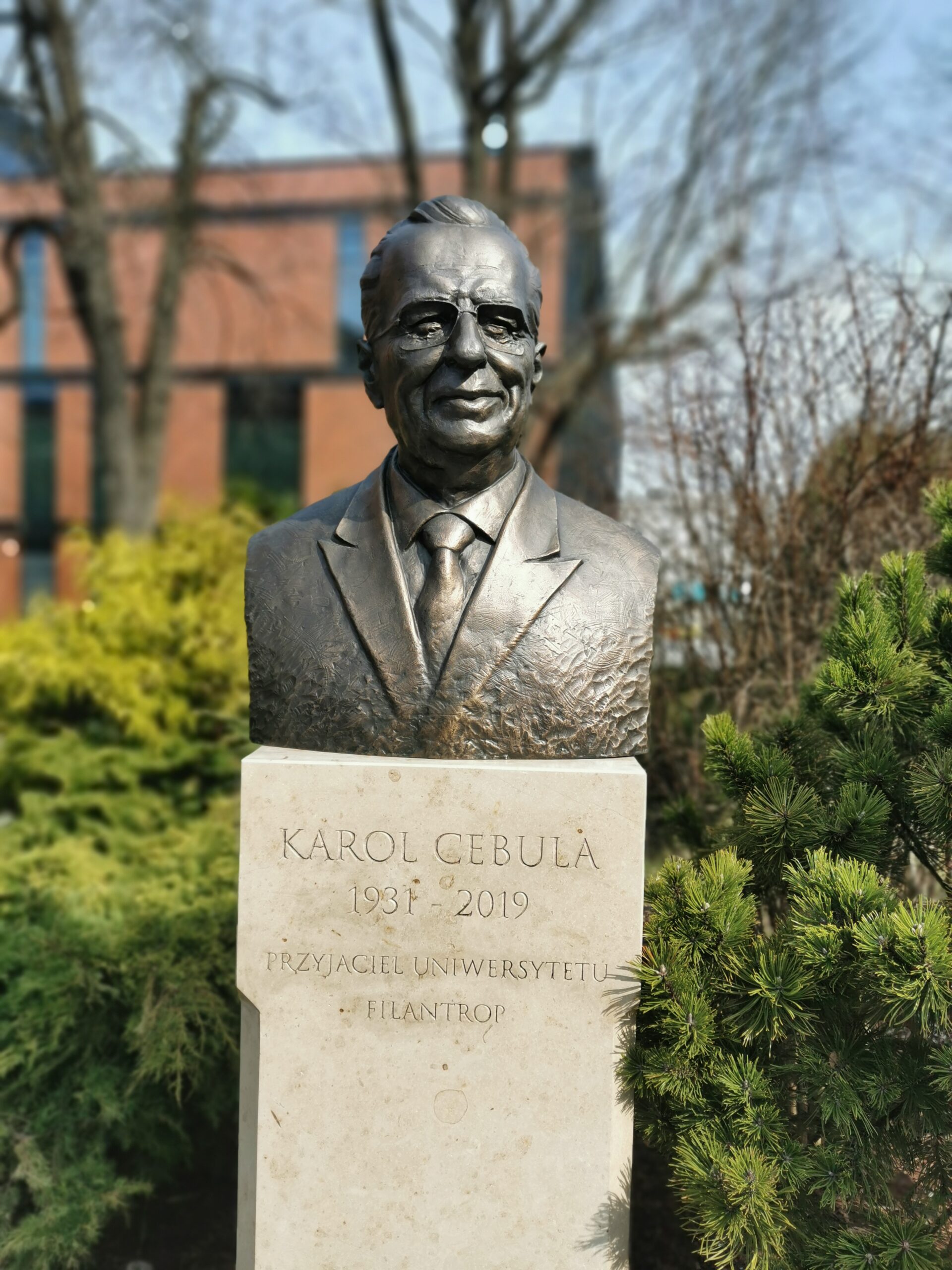 Odsłonięcie pomnika Karola Cebuli na Wzgórzu Uniwersyteckim
